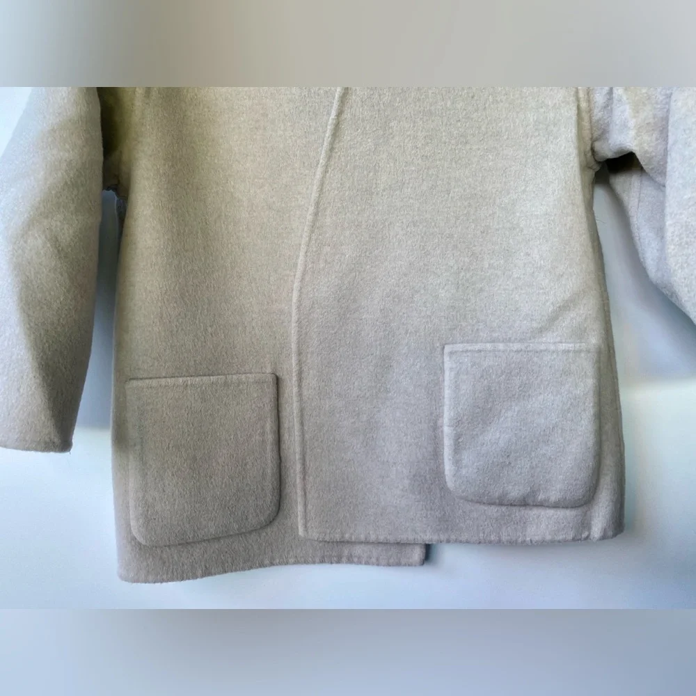 Max Mara Reversible Wool & Angora Short Wrap Coat, Blue & Gray, size It 42, US 6 - Picture 9 of 15